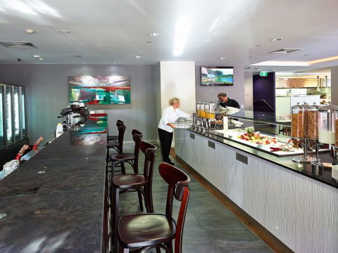 H Hotel - Accommodation Main Beach 3